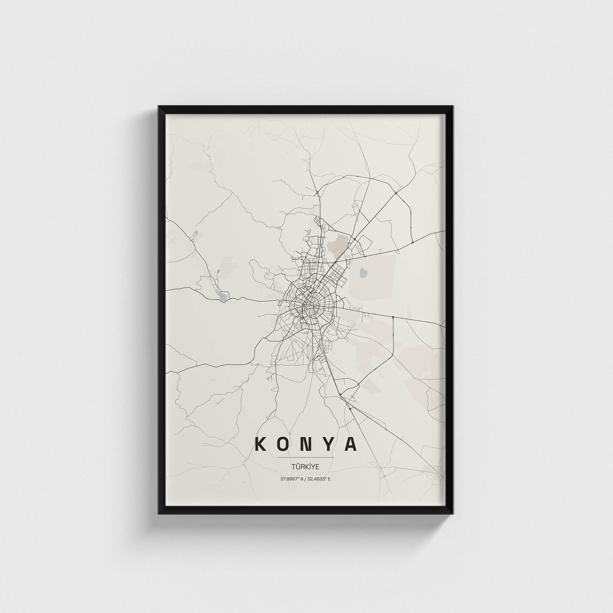 Siyah çerçeveli Konya şehir haritası posteri, minimalist duvar dekorasyonu.