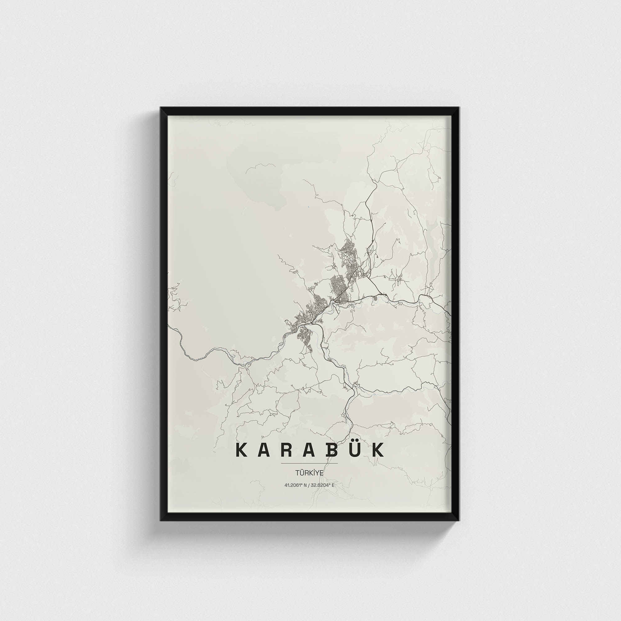 Siyah çerçeveli, minimalist Karabük şehir haritası posteri.