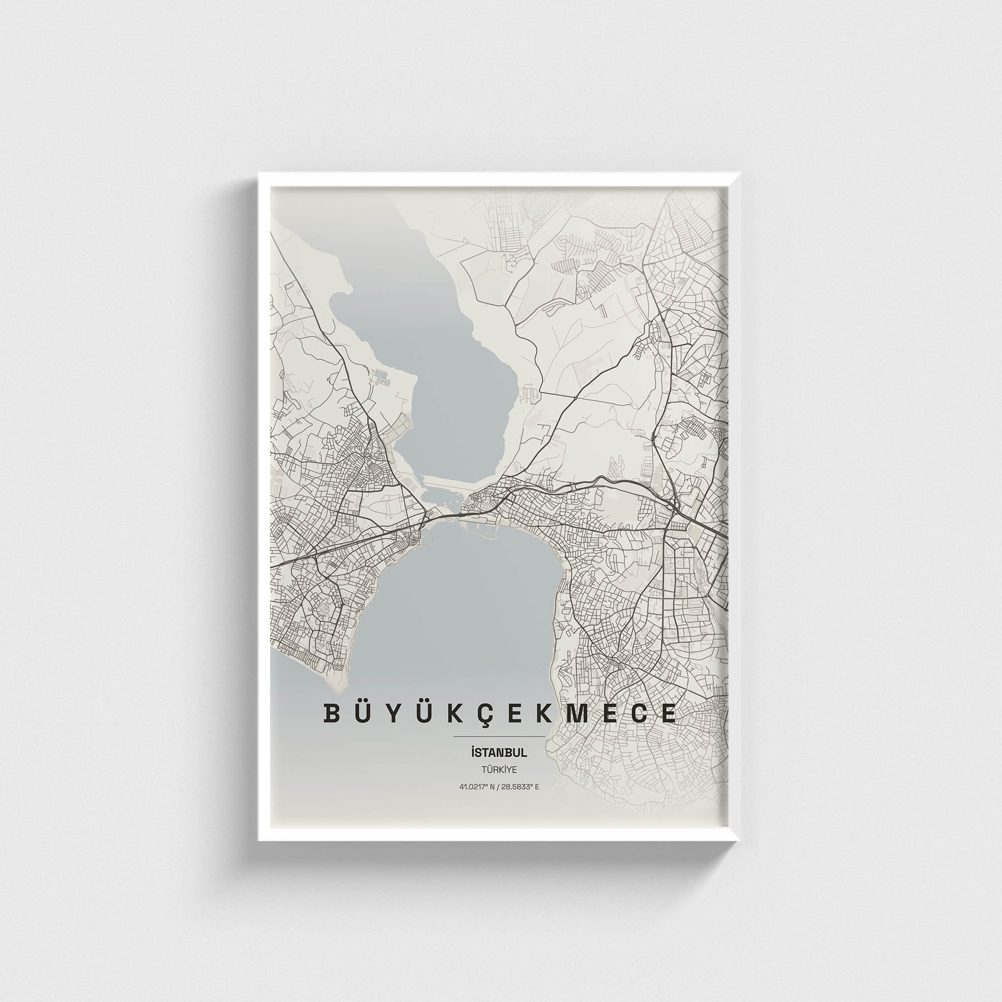 Büyükçekmece, İstanbul haritası içeren modern beyaz çerçeveli dekoratif duvar tablosu.