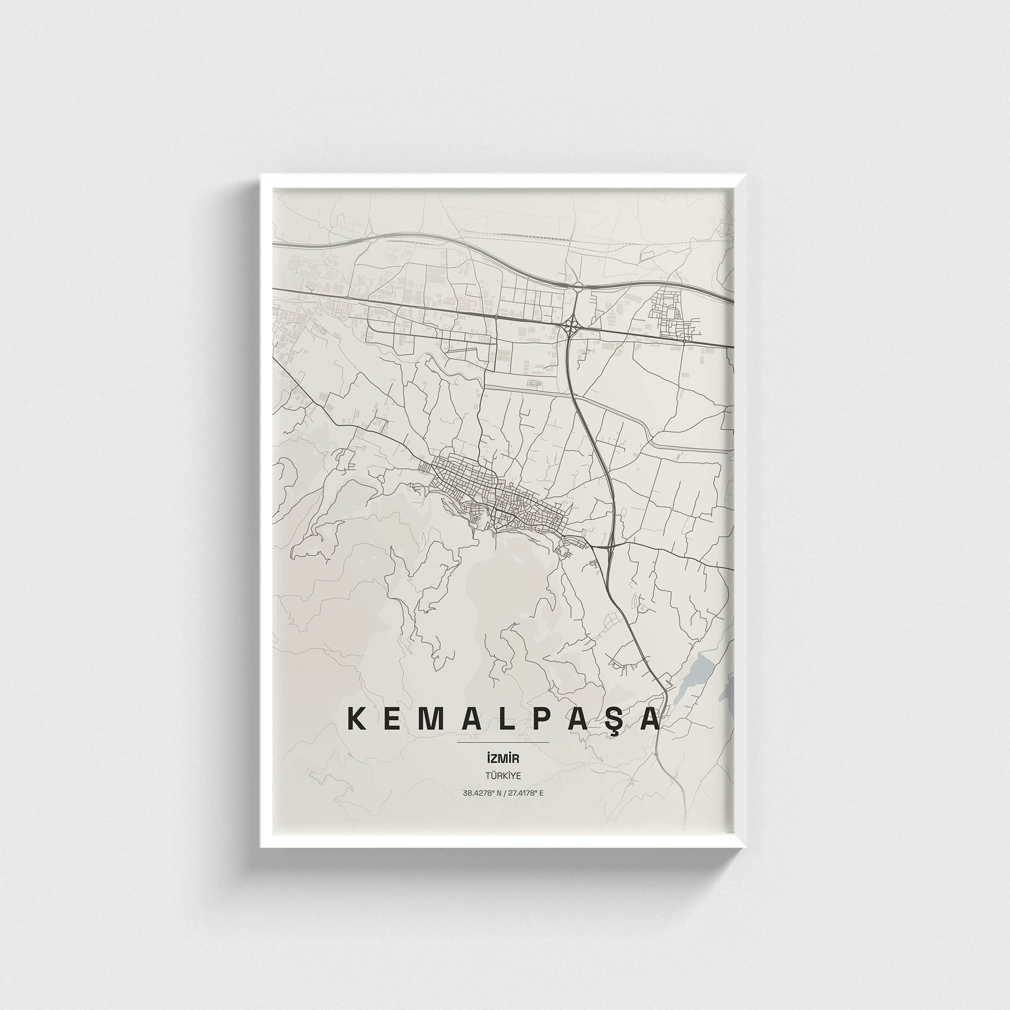 Beyaz çerçeveli Kemalpaşa, İzmir şehir haritası posteri, minimalist duvar dekorasyonu.