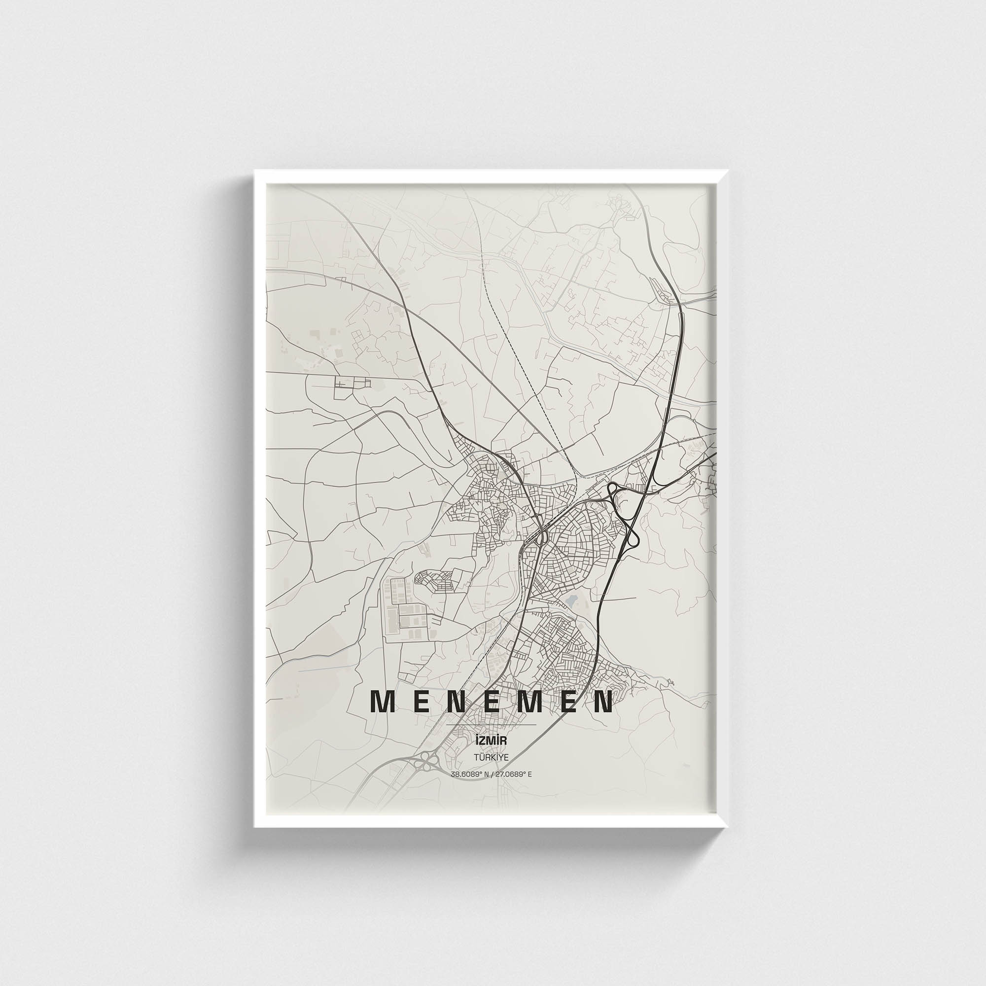 Beyaz çerçeveli Menemen İzmir şehir haritası posteri, minimalist duvar dekorasyonu.