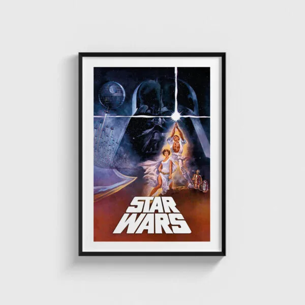 Siyah çerçeveli Star Wars film posteri, duvar dekorasyonu için şık ve modern çerçeveli tablo tasarımı.