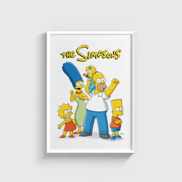 Beyaz çerçeveli The Simpsons dizi posteri, aile üyelerinin olduğu renkli duvar tablosu.