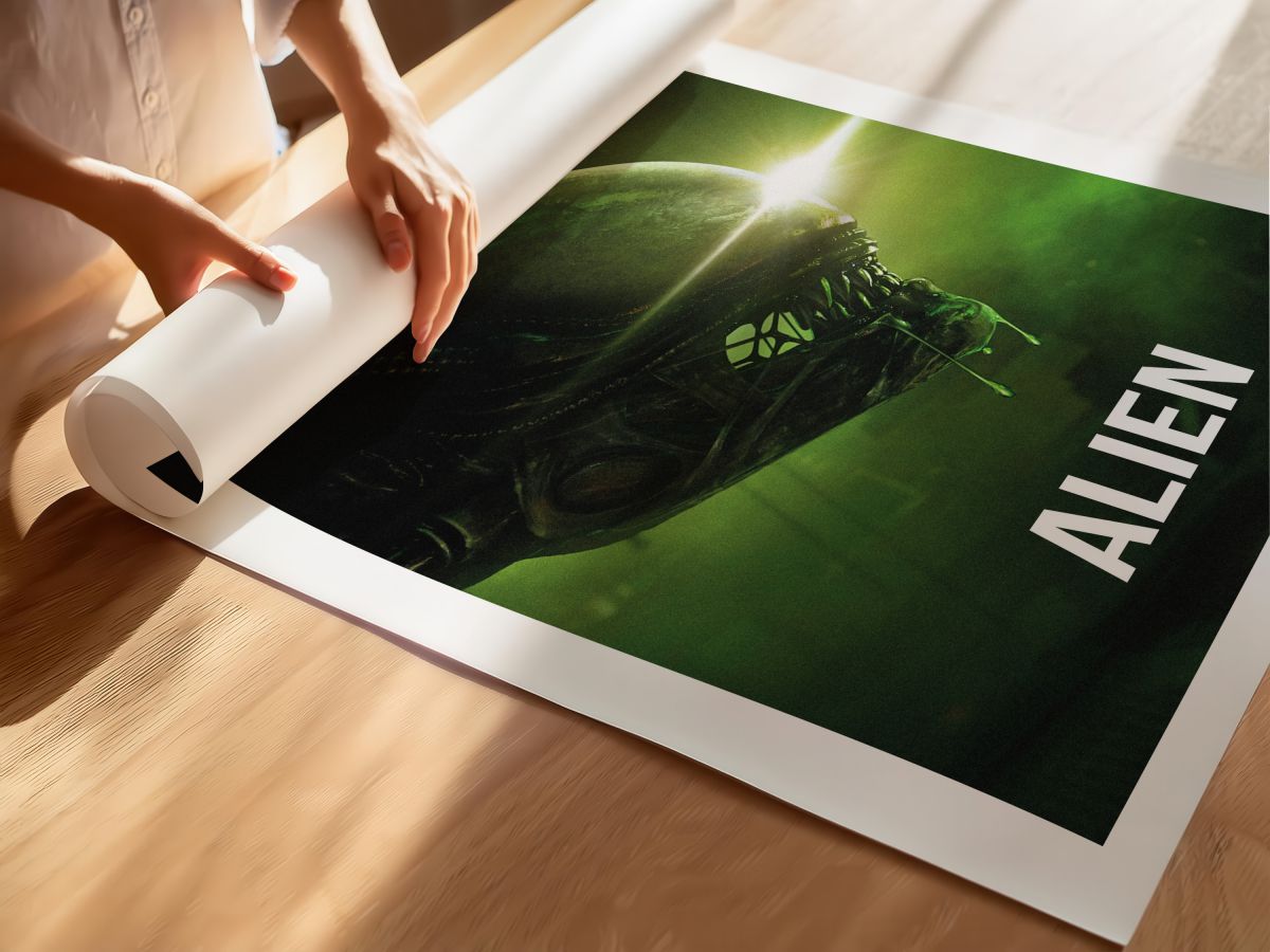 Alien (1979) Film Posteri, rulo yapılmış çerçevesiz poster