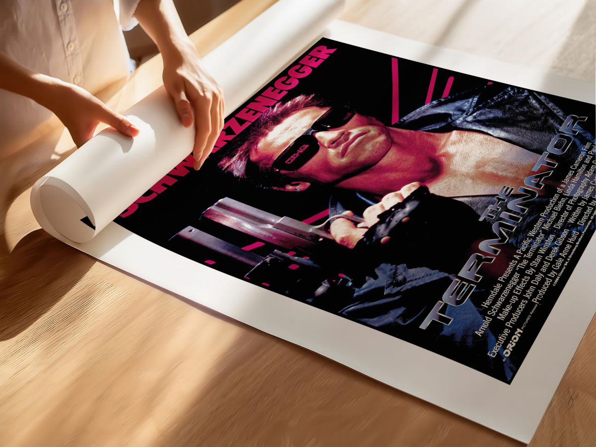 The Terminator (1984) Film Posteri, rulo yapılmış çerçevesiz poster