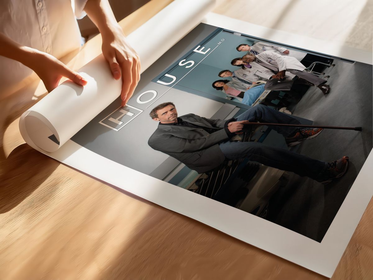House Dizi Posteri – Bastonlu Tasarım, rulo yapılmış çerçevesiz poster