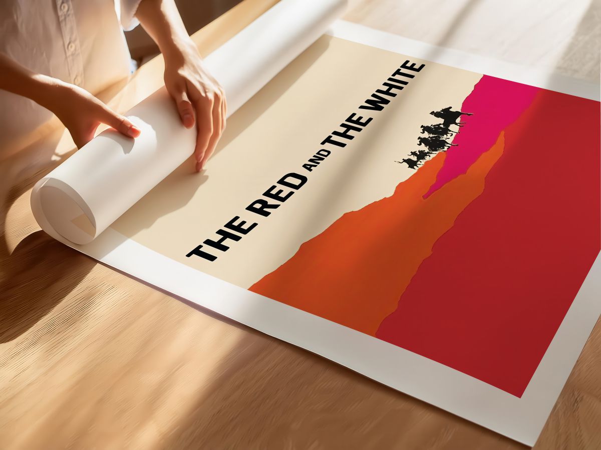 The Red and the White (1967) Film Posteri, rulo yapılmış çerçevesiz poster