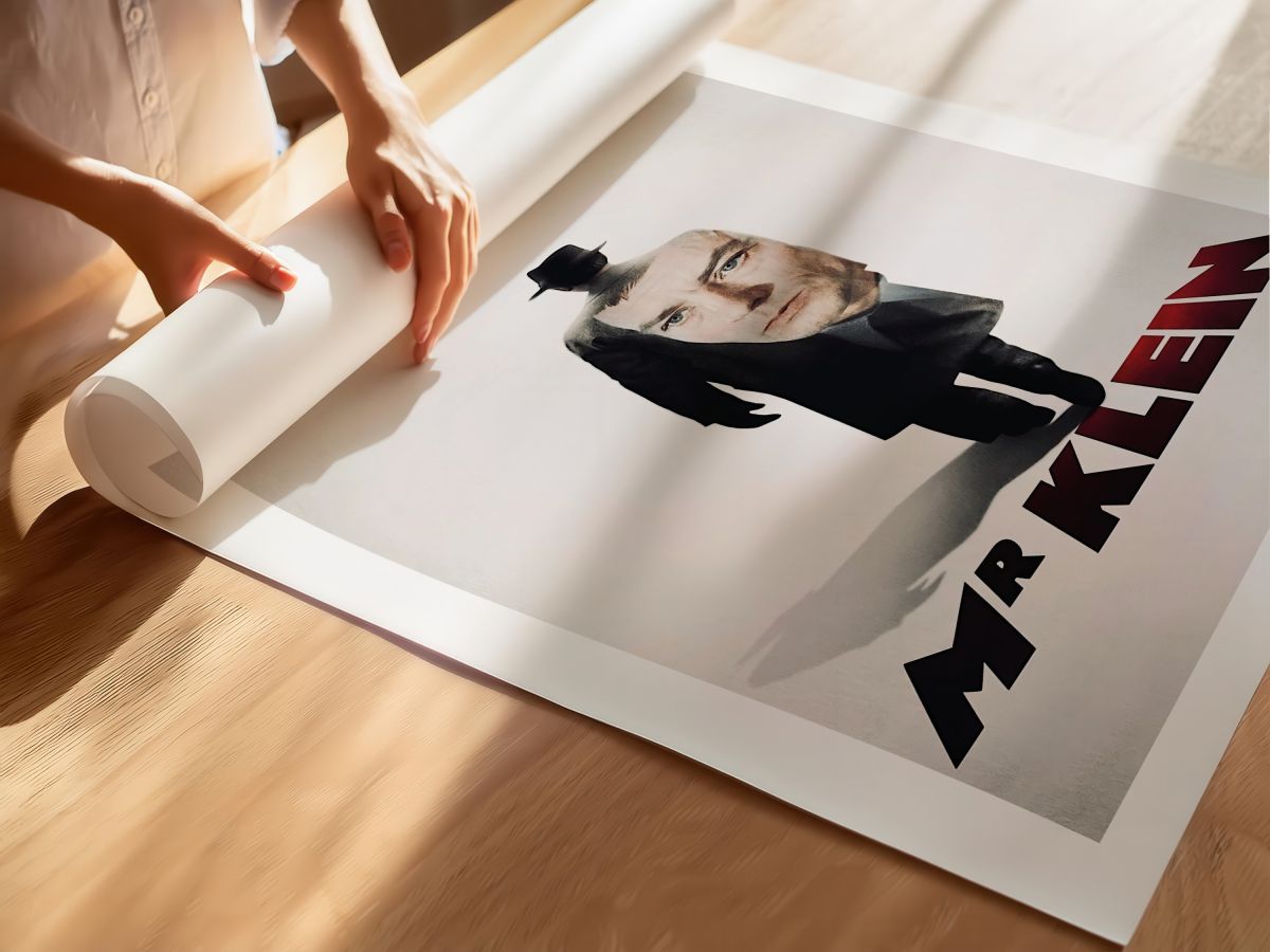 Mr. Klein (1976) Film Posteri, rulo yapılmış çerçevesiz poster
