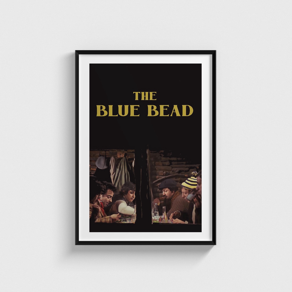 The Blue Bead film posteri, siyah çerçeveli tablo