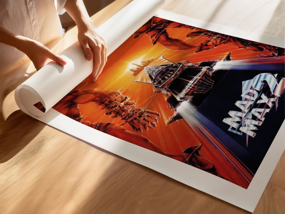 Mad Max 2 (1981) Film Posteri, rulo yapılmış çerçevesiz poster