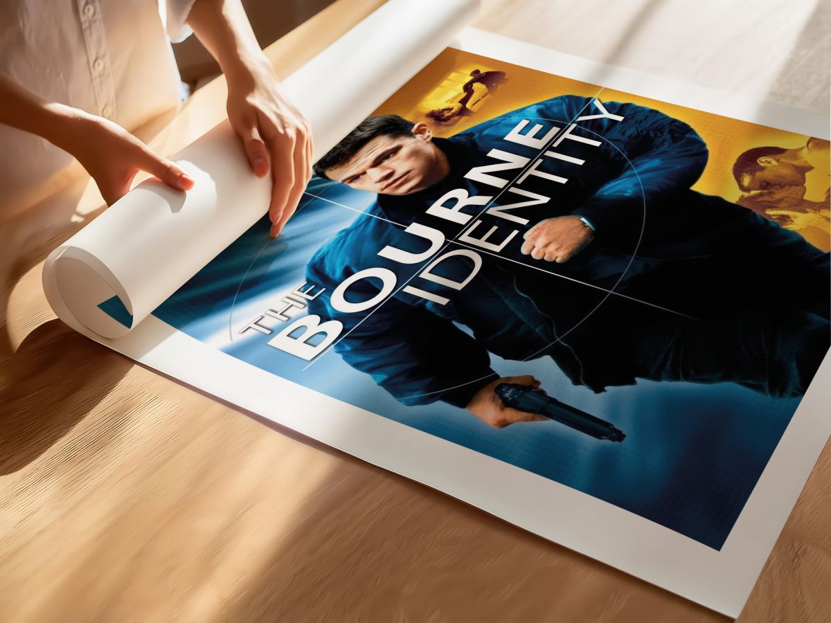 The Bourne Identity (2002) Film Posteri, rulo yapılmış çerçevesiz poster