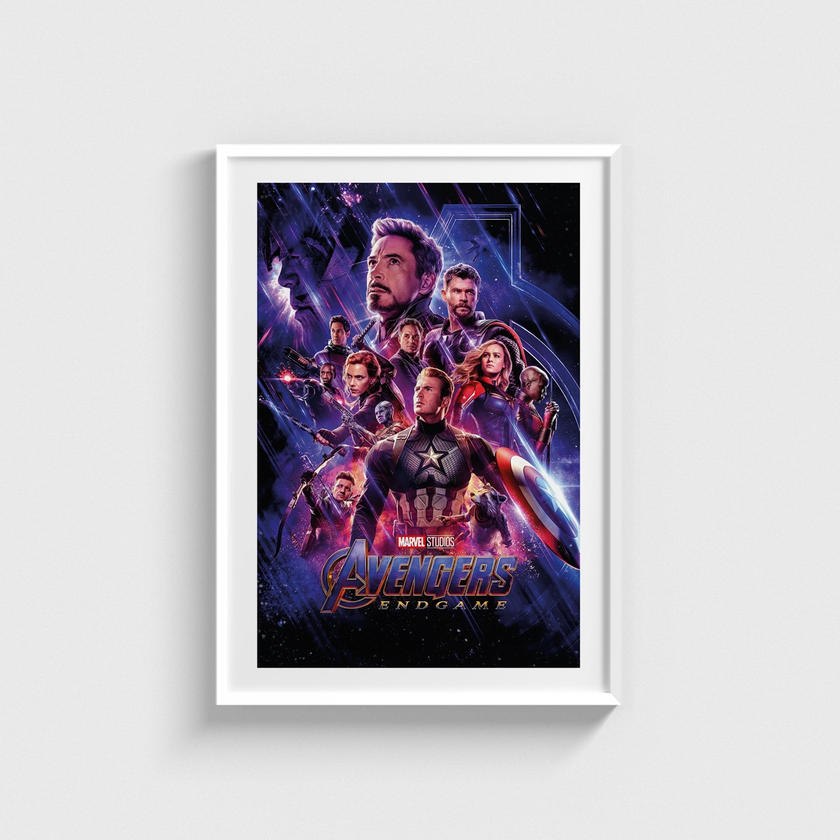Avengers Endgame film posteri, beyaz çerçeveli tablo