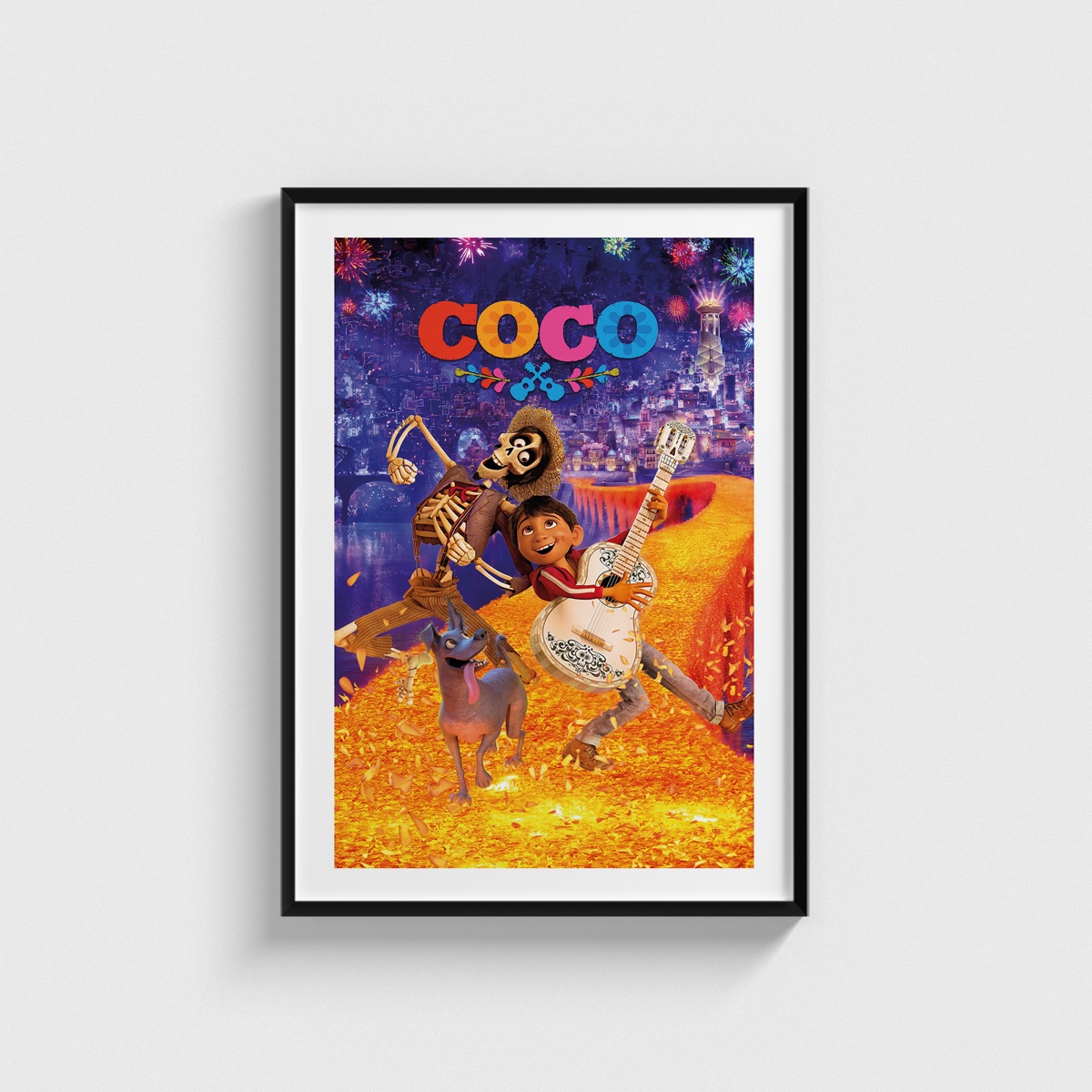 Coco film posteri, siyah çerçeveli tablo