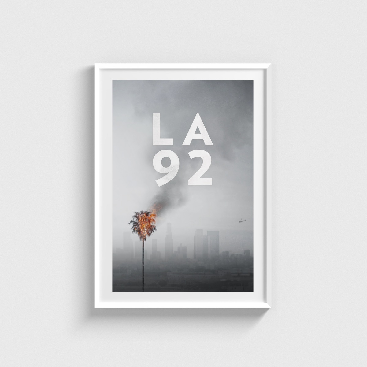 LA 92 film posteri, beyaz çerçeveli tablo