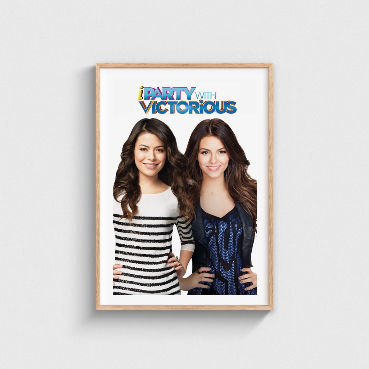 iParty with Victorious film posteri, ahşap çerçeveli tablo