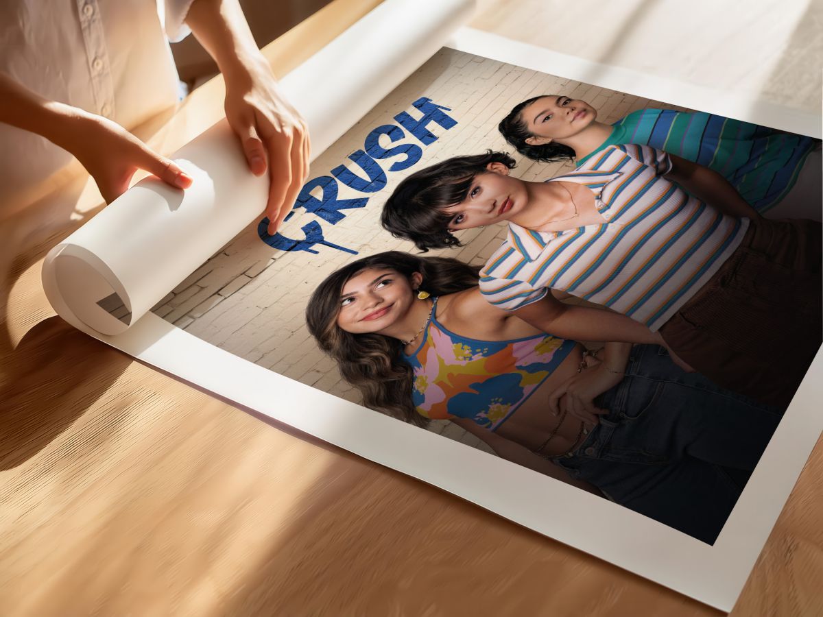 Crush (2022) Film Posteri, rulo yapılmış çerçevesiz poster