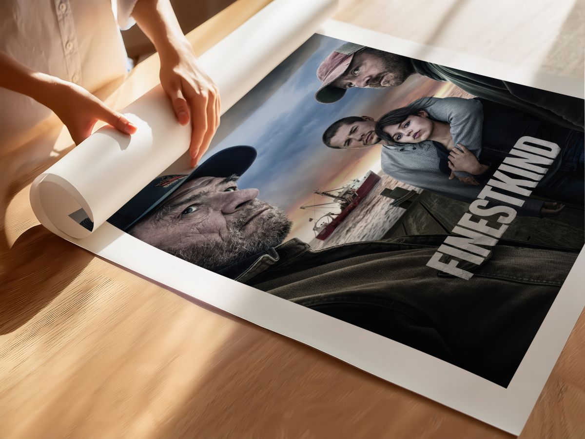 Finestkind (2023) Film Posteri, rulo yapılmış çerçevesiz poster