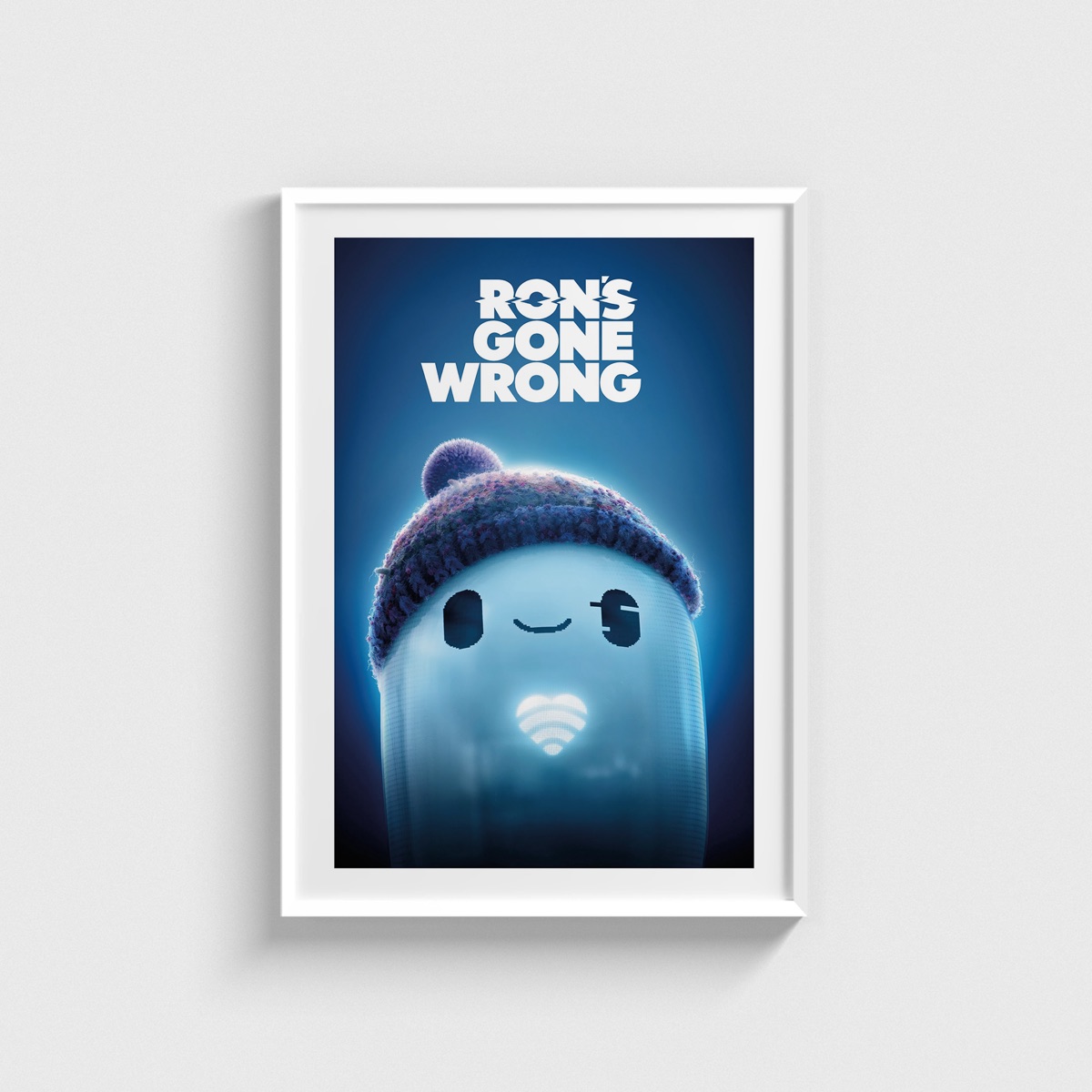 Ron's Gone Wrong film posteri, beyaz çerçeveli tablo