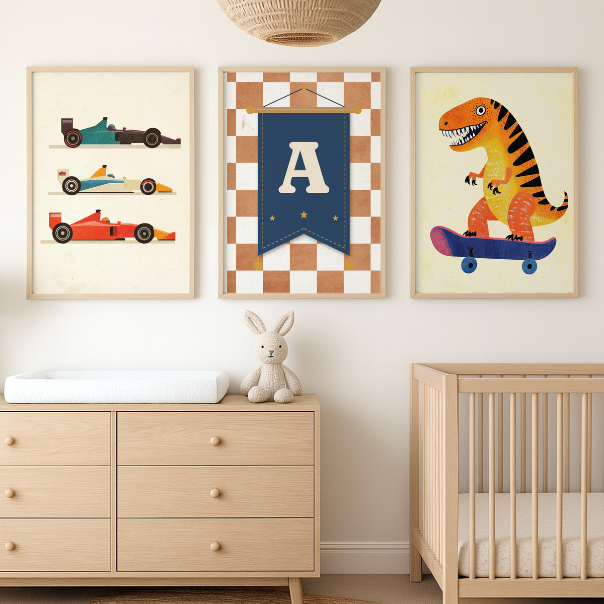Yarış Arabaları ve Dinozor Harfli Üçlü Çocuk Odası Poster Seti – bebek odası