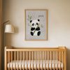 Bambulu Sevimli Panda çocuk odası posteri, çerçeveli tablo oda görünümü
